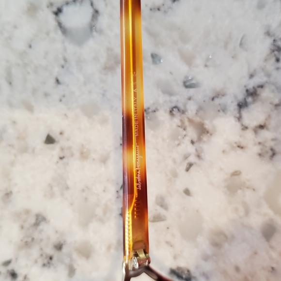 Salvatore Ferragamo Sunglasses - Picture 5 of 5